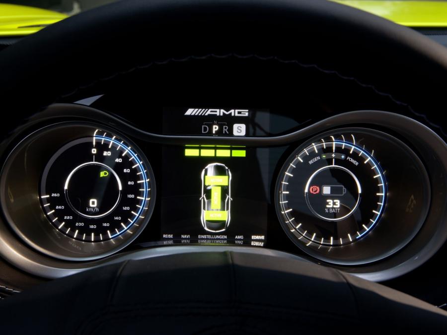  Mercedes-Benz SLS AMG E-Cell 2010 года  (фото 17 из 30)